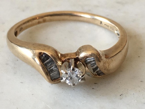 10K Ring Diamond with 1/4 Center