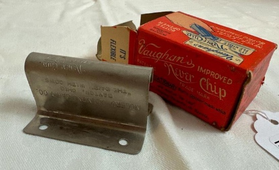 Vintage Vaughan Crown Bottle Opener New in Box