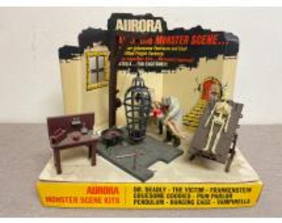 Online Only Auction of Vintage Models, Toys & More