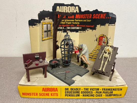 Vintage Aurora Monster Scene Kit Store Display
