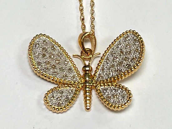 14K Gold Butterfly Pendant Necklace w/Diamond Chips