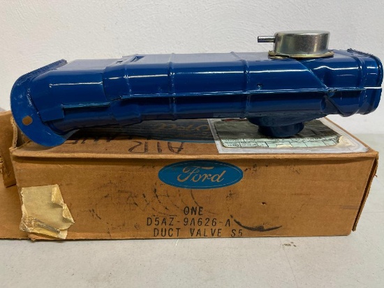 Ford Air Cleaner Snout Vac Part #D5AZ-9A626-A