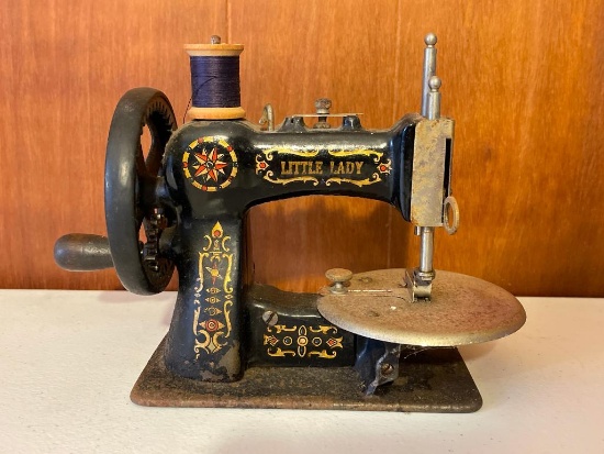 Antique "Little Lady" Youth Sewing Machine