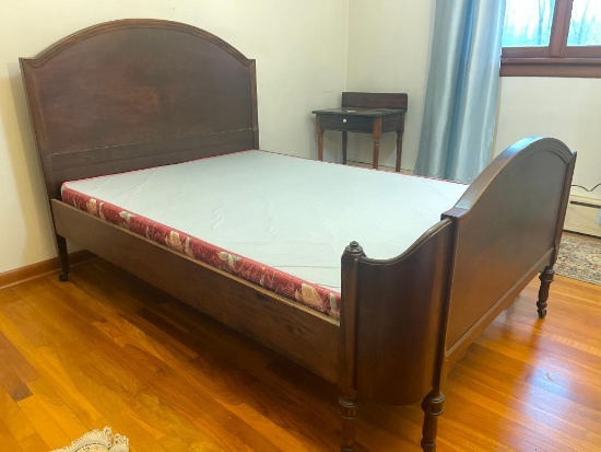 Antique Wooden Full Size Bed