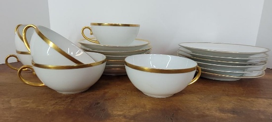 Group of 6 Teacup/Saucer and 6 Snack Plates