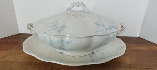Vintage J & G Meakin Rosine Oval Covered Serving Bowl/Vegetable Dish and Oval Serving Platter