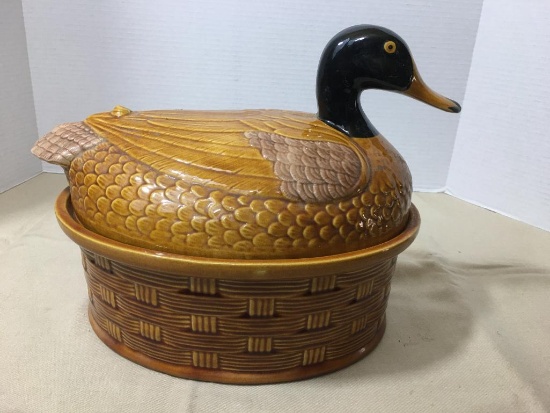 Nesting Duck Ceramic Covered Bowl