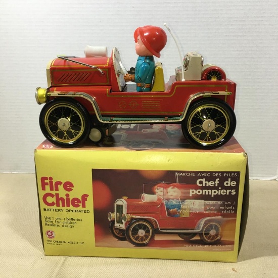 Vintage Tin Litho Battery Operated Fire Chief Truck