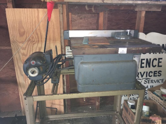 Vintage Craftsman 8" Tilting-Arbour Bench Saw (Garage)