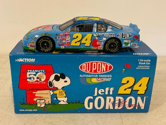 Jeff Gordon #24 2000 Monte Carlo Peanuts with Box