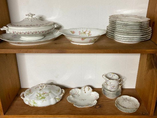 Mixed Lot of Vintage Dishes