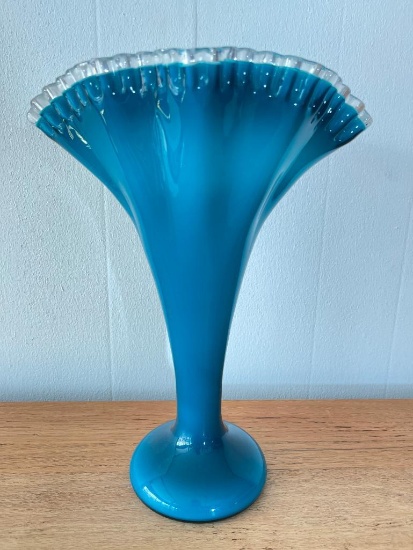 Ruffled Edge Glass Vase