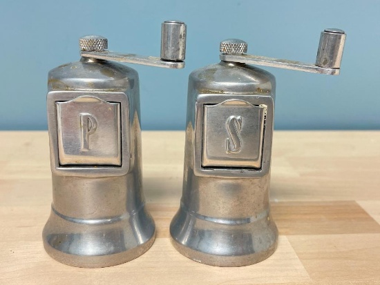 Set of Perfex Grinder Salt & Pepper Shakers