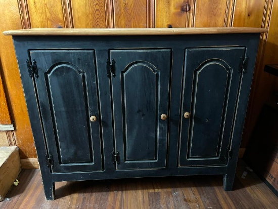 Wooden Country Cabinet