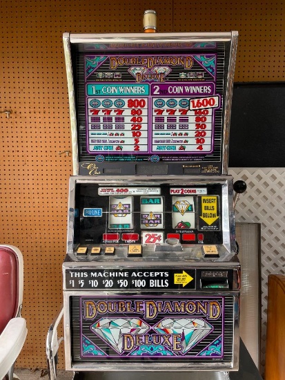 1994 Double Diamond Deluxe Slot Machine