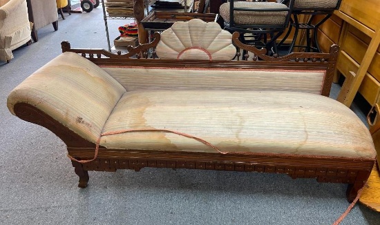 Vintage Fainting Couch