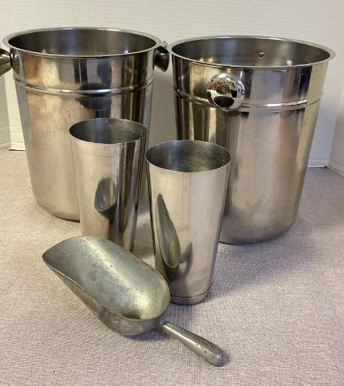 Set of 2 Stainless Beer Buckets and 2 Cups