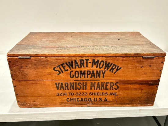 Stewart-Mowry Company Gold Cross Brand Varnishes Wood Crate