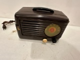 Vintage Emerson Table Top Radio, 642A