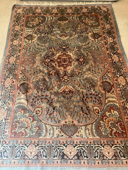 Hand Tufted Indian Woolen Rug