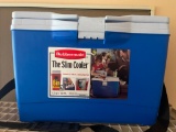 Rubbermaid Slim Cooler