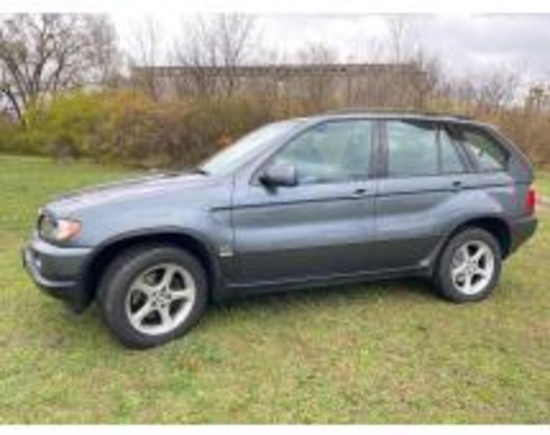 Online Only Auction of 2002 BMW X5, 39,952 Miles
