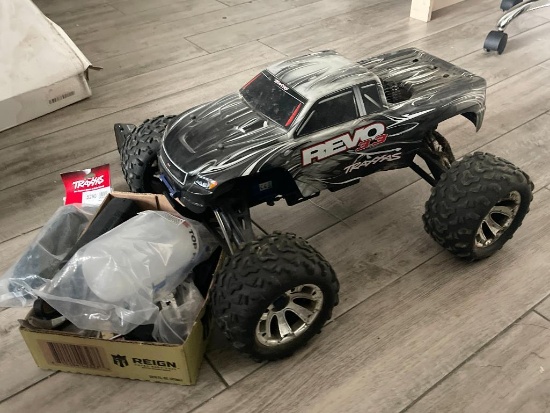 Traxxas Gas Powered Radio Controled Car