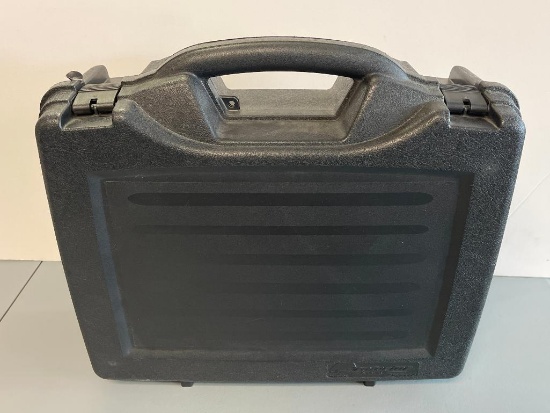 Plano Protector Series 1404 Hard Case