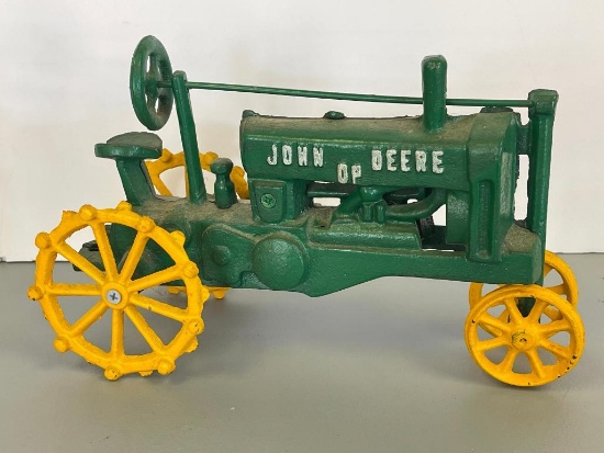 Cast Iron John Deere Tractor