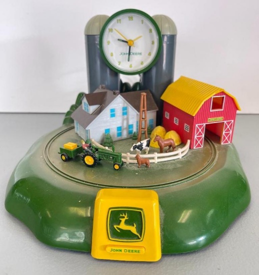 Plastic John Deere Farm / Barn Clock