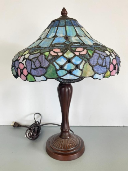 Tiffany Style Stained Glass Lamp