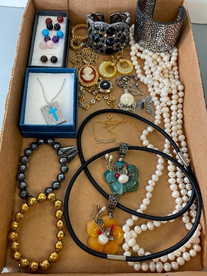 Jewelry Lot