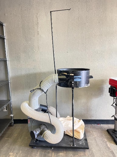 Central Machinery 2HP Dust Collector