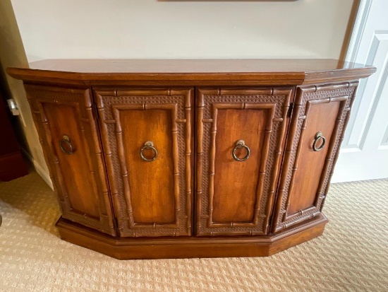Console / Entry Stand