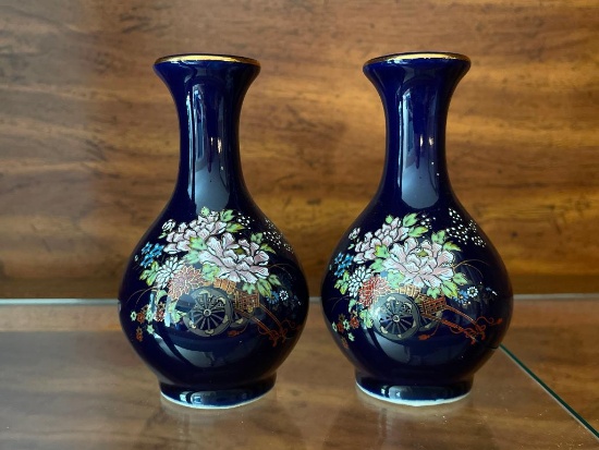 Pair of Short Vintage Kutani Vases