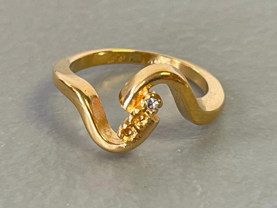 18K Gold Ring - 2.4 grams