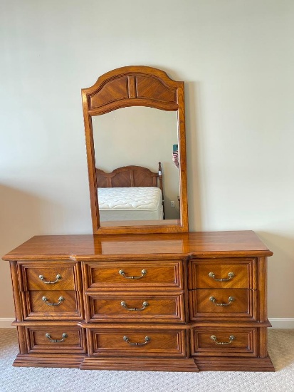 Basset Dresser with Mirror