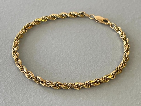 585 (14K) Gold Bracelet - 8.5 grams