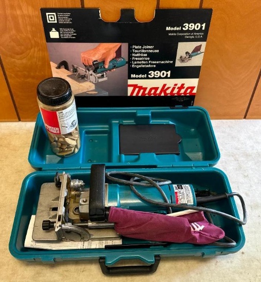 Makita 3901 Plate Joiner in Plastic Carry Case, Tested Working