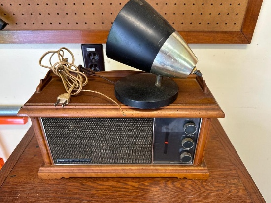 Vintage Philco Table Top Radio Working and A Vintage Light