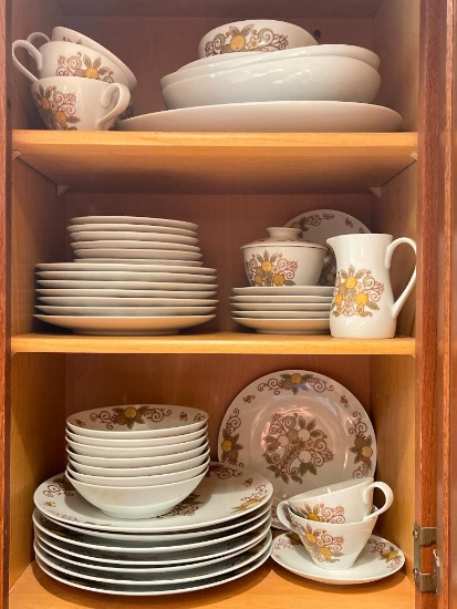 Set of Noritake Orange County Dishes