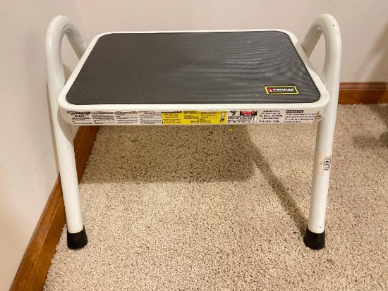 Vintage Metal Stapleton Step Stool
