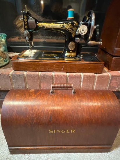 Vintage Singer Sewing Machine