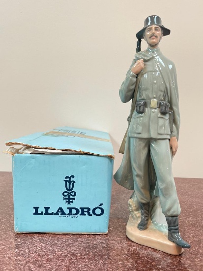 Lladro Figurine - Spanish Policeman