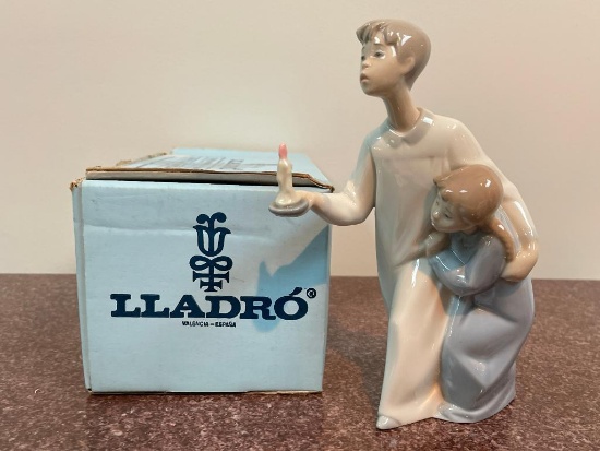 Lladro Figurine - Boy in Night Shirt