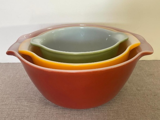 Set of Vintage Fire King Nesting Bowls