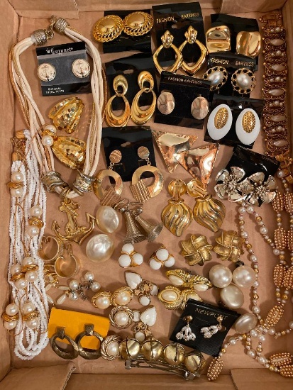Vintage Costume Jewelry Lot