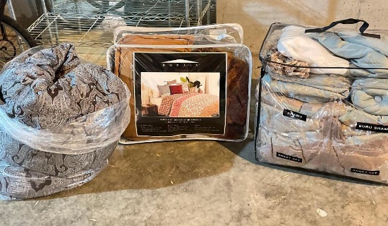 Mixed Lot of Comforters and Shams