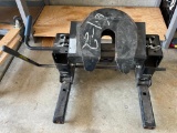 Fifth Wheel Trailer Hitch