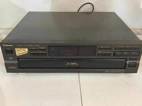 Technics 5 Disc Changer - Model FL-PD847